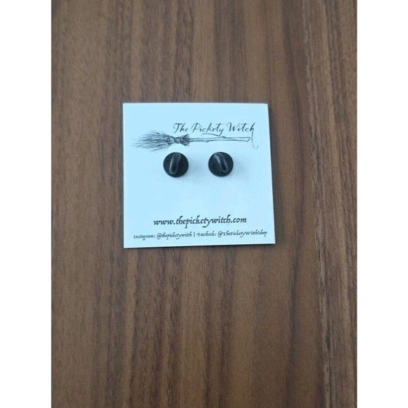 Teacup of Fortune Enamel Pin by Pickety Witch Nelros Cup of Fortune Tea Leaf - Picture 2 of 2